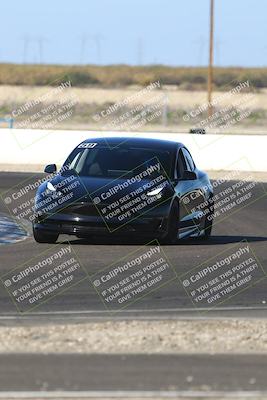 media/Nov-08-2025-Speed Ventures (Sat) [[1c7a6332f5]]/TC A/Session 3 (Turn 3)/